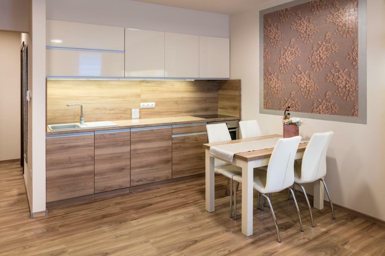 Apartamento Főtér Rezidencia Győr Exterior foto