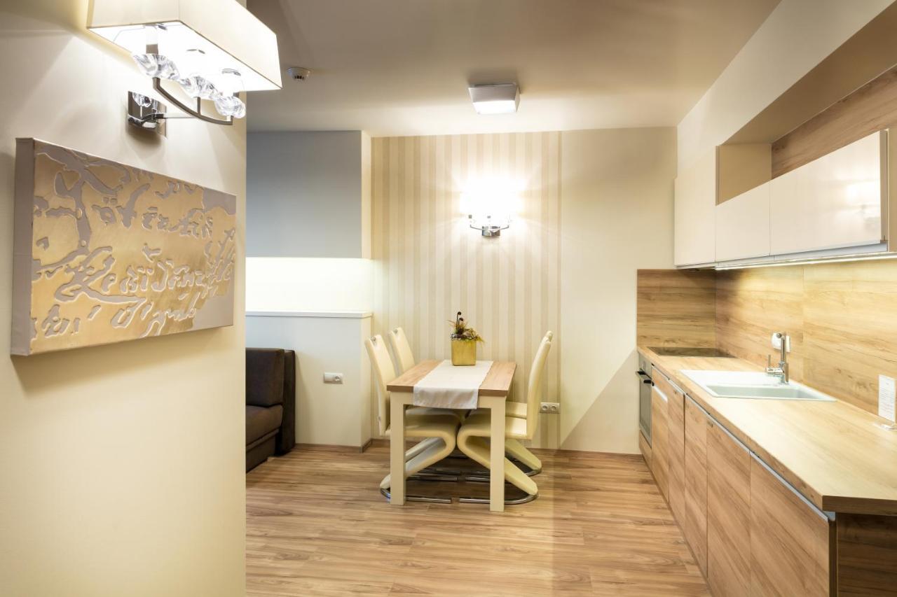 Apartamento Főtér Rezidencia Győr Exterior foto