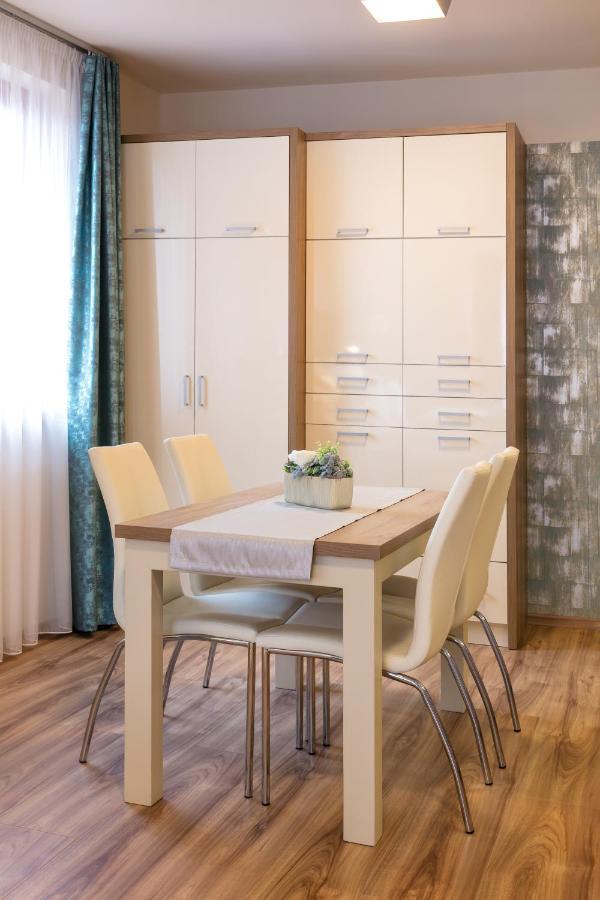 Apartamento Főtér Rezidencia Győr Exterior foto